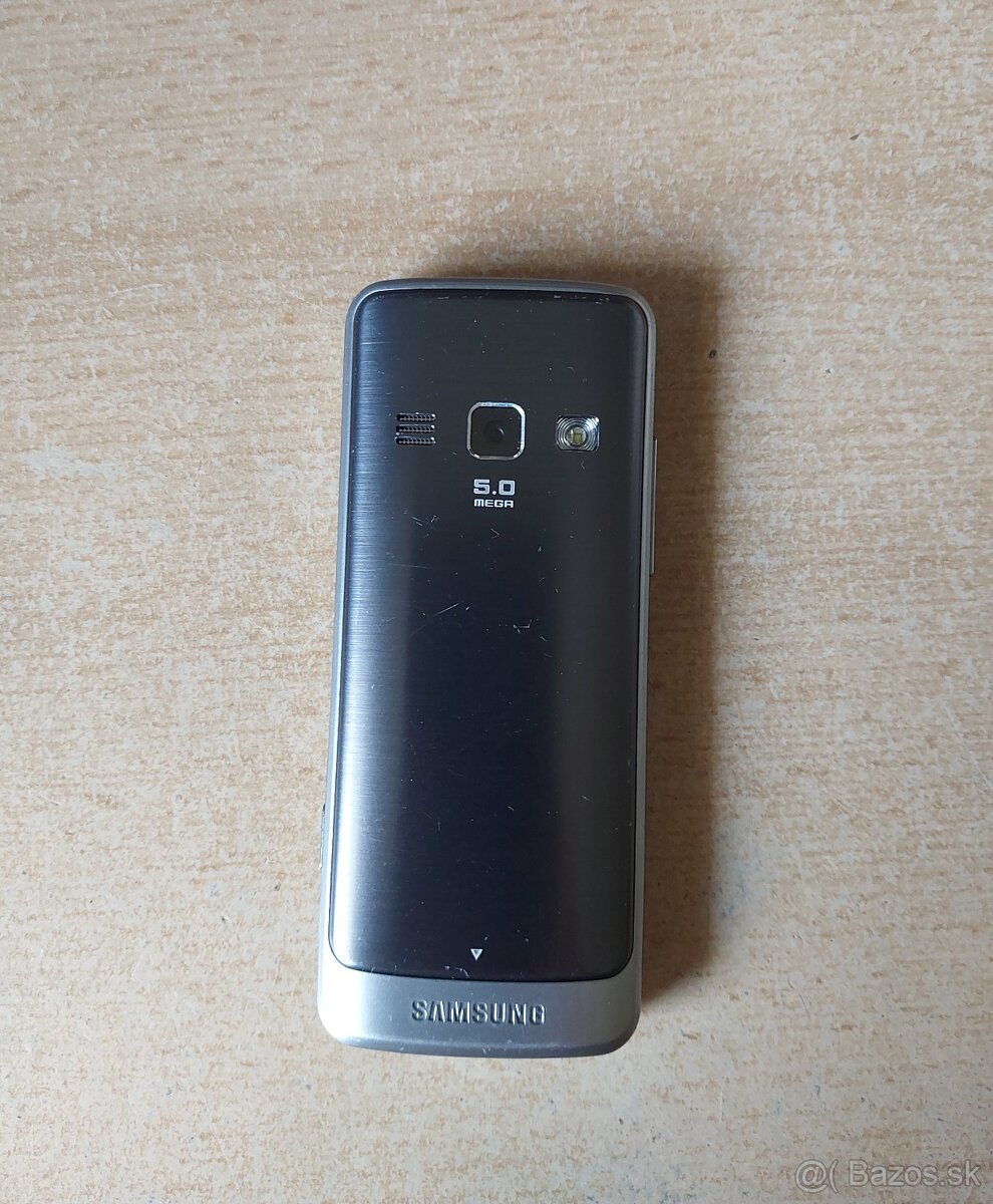 Mobil Samsung S5610 - 4