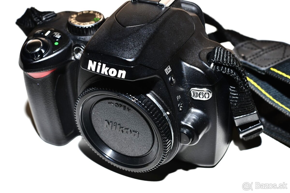 Nikon D60 + příslušenství - 4