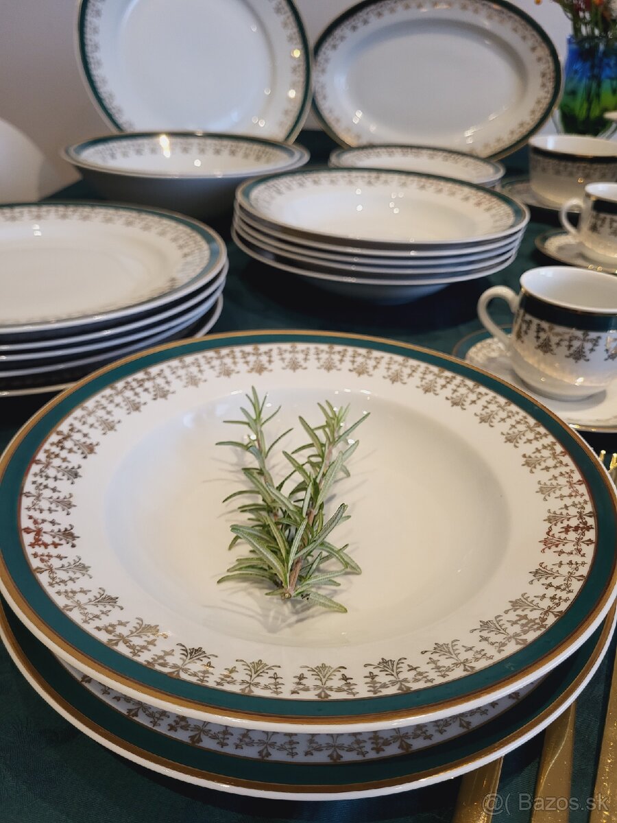 Porcelanová československá obedová sada - 4