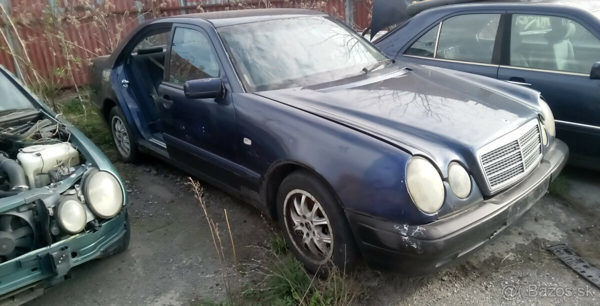 . Mercedes Benz E 240 125kw - 4