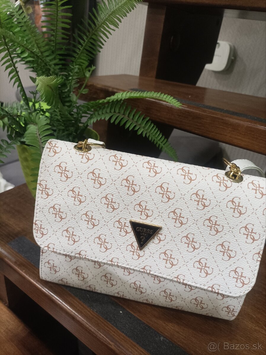 Kabelka Guess - 4