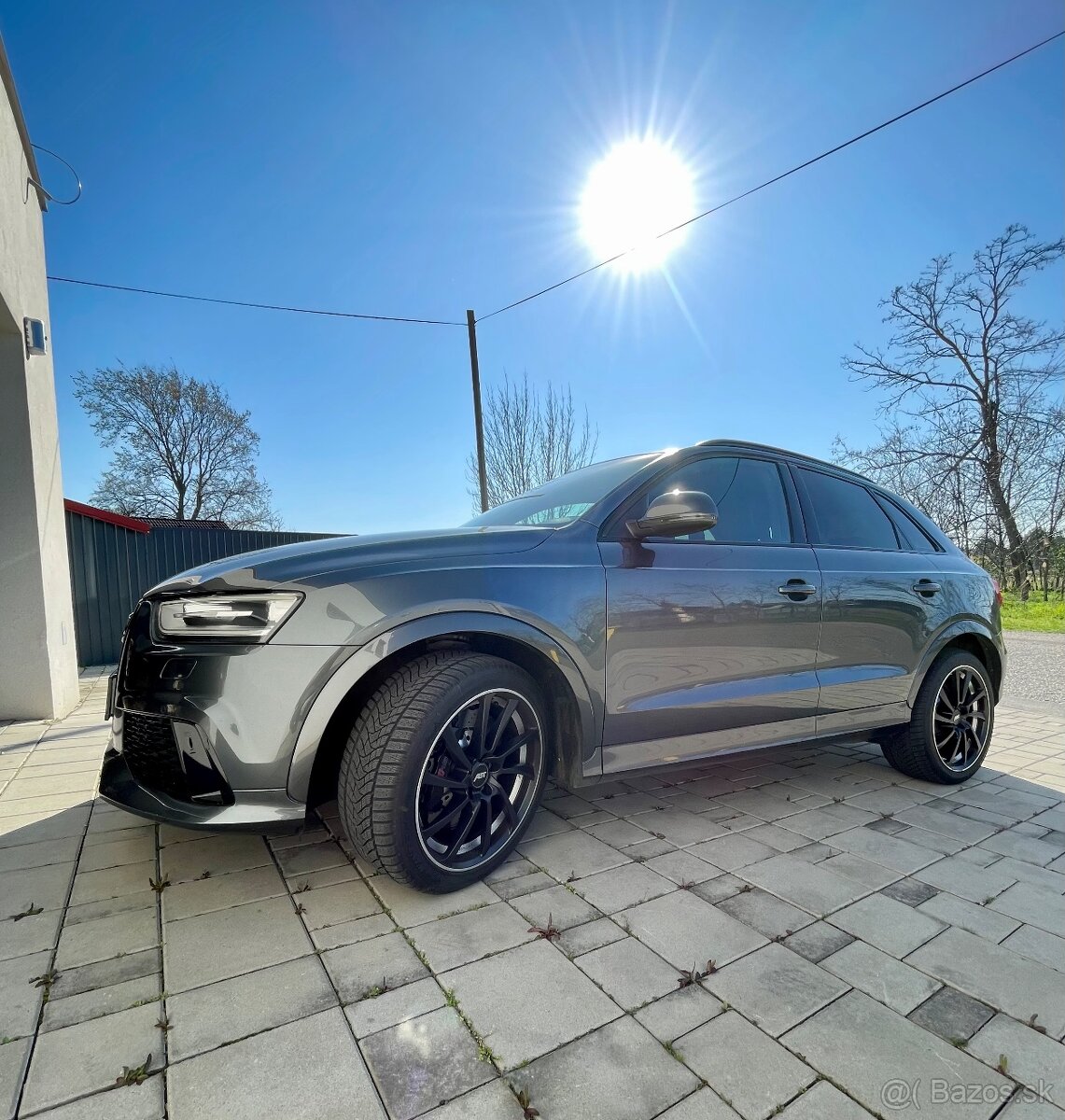 AUDI RSQ3