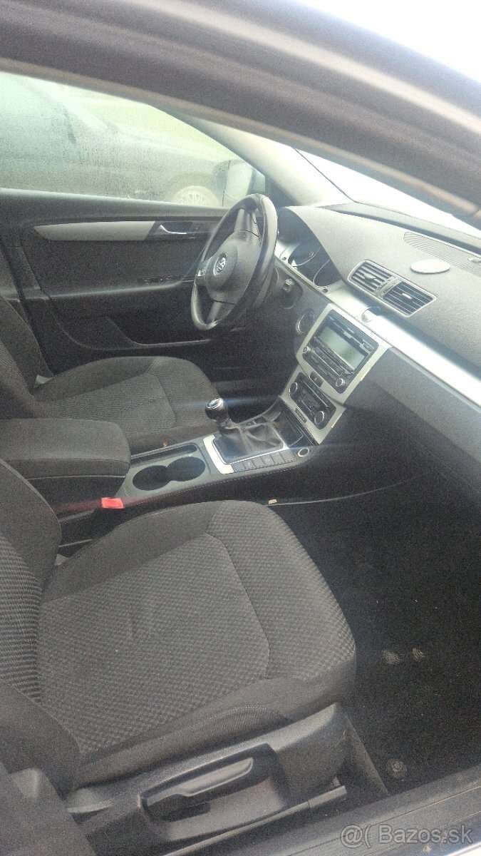 Volkswagen Passat Variant - 4