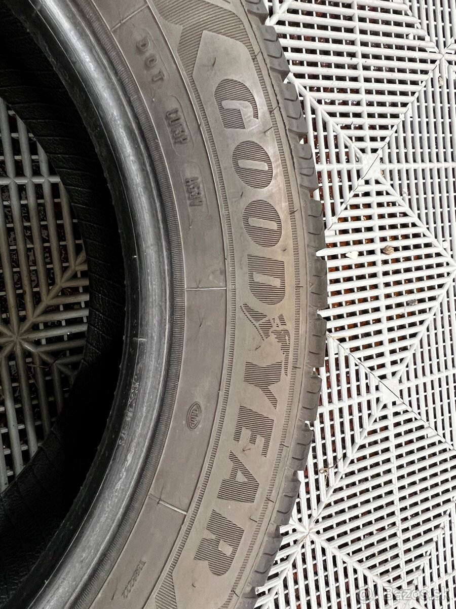 Goodyear EFFICIENTGRIP CARGO 2 215/60 R17C 109/107 T Letné - 4