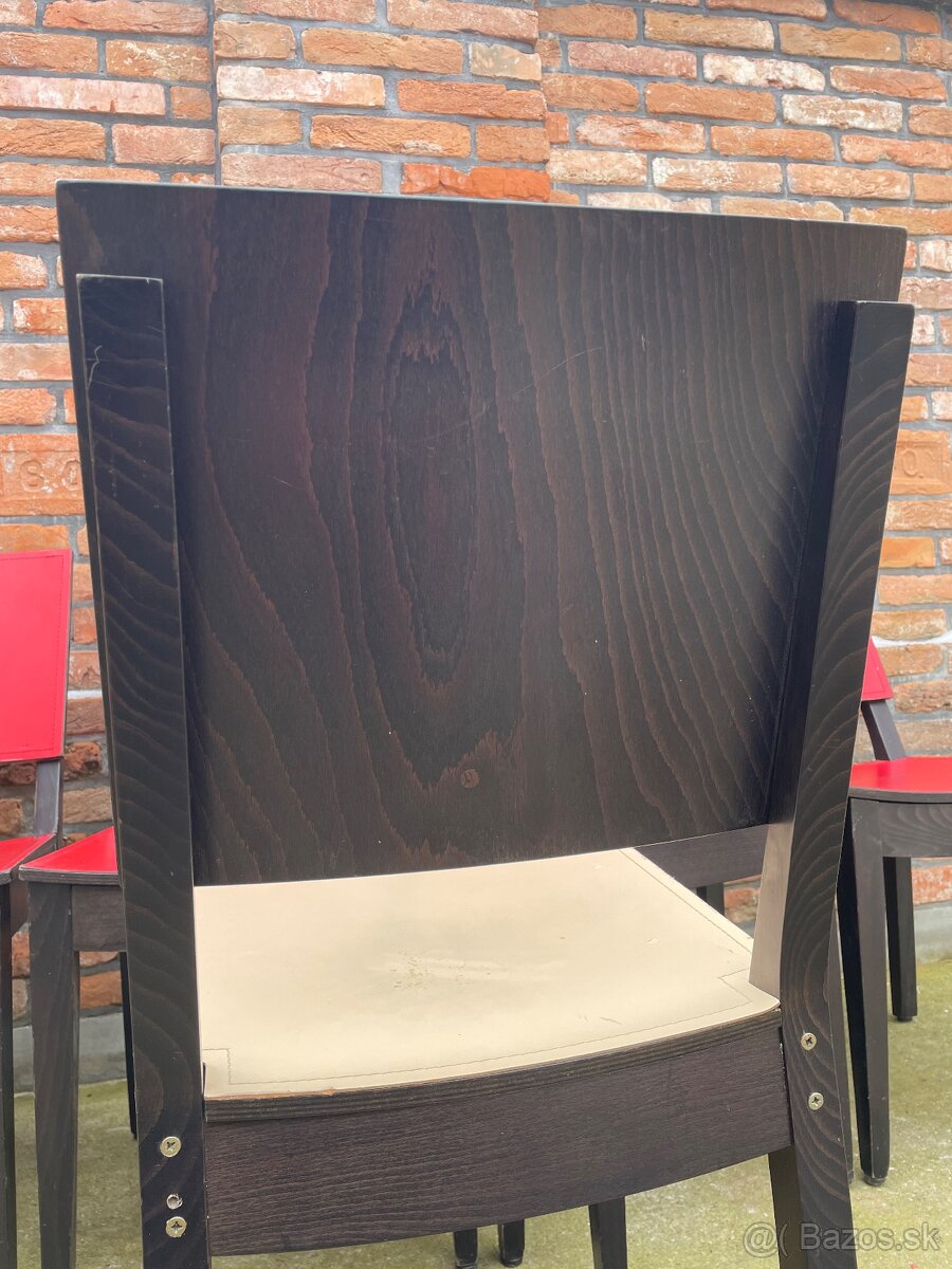 Masívne jedálenské stoličky – 25 ks – - 4