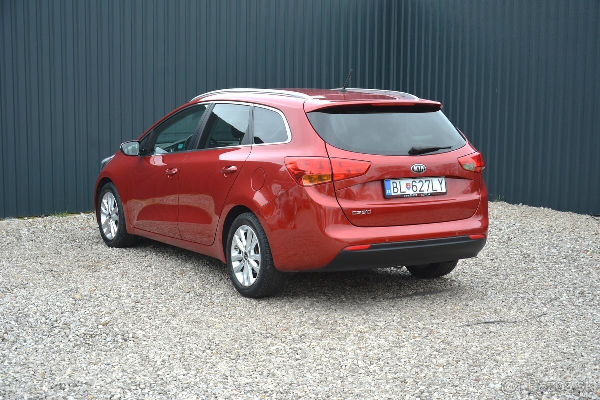 KIA Ceed 2016 1.60 SR. voz, 1. majiteľ, Top Stav - 4