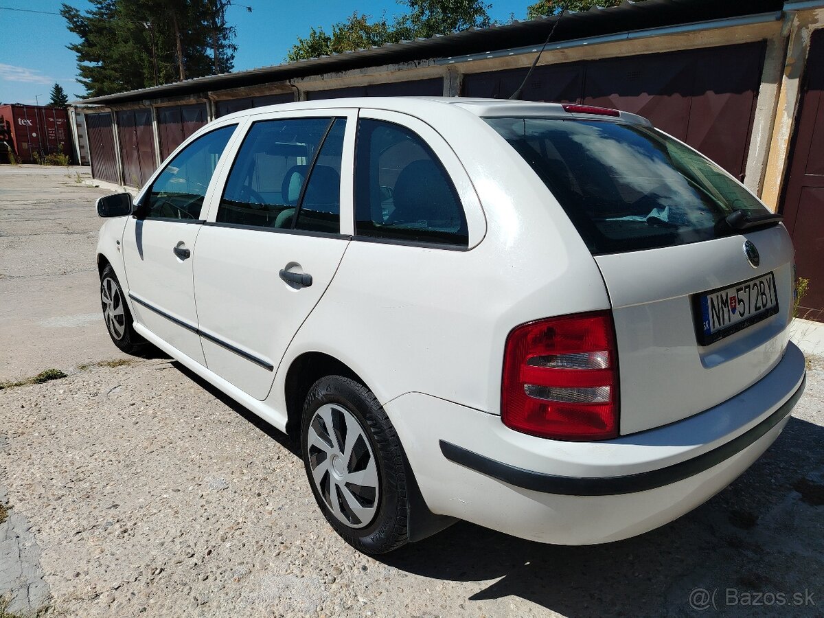 Škoda fabia Combi 1,4 MPI - 4