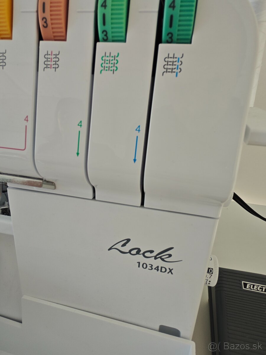 Brother Lock 1034DX - 4