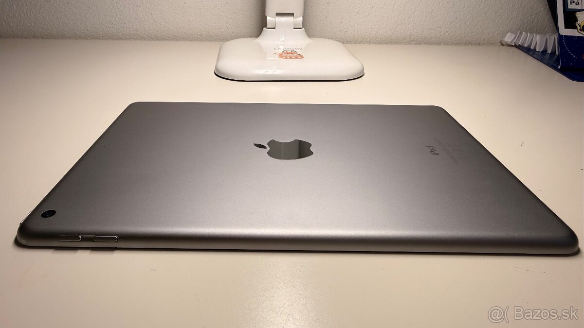 Tablet Apple iPad 6. Gen 32GB Space Gray Wi-fi - 4