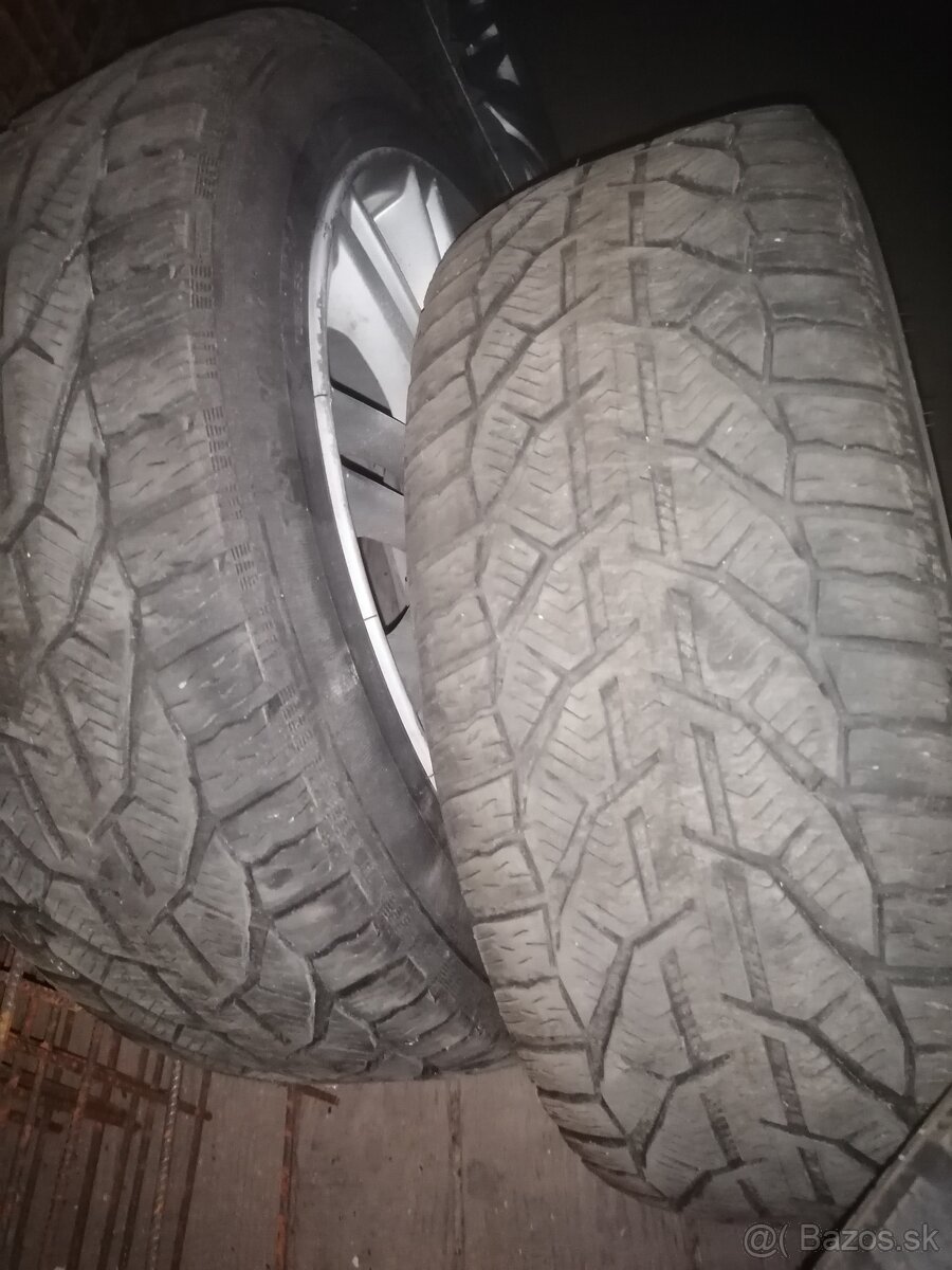 235/45R18 98V zimné - 4