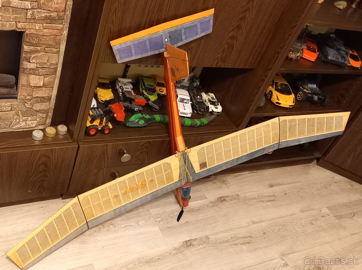 RC motorovy vetron - 4