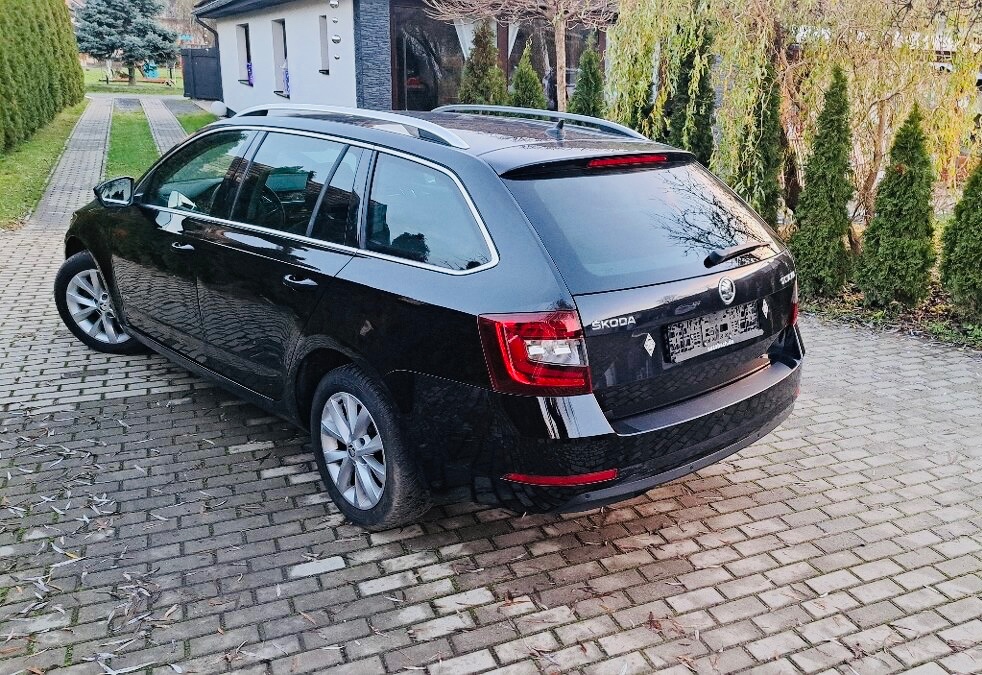 Škoda OCTAVIA Combi III. Facelift 2.0 TDI 3D Virtual Cockpit - 4