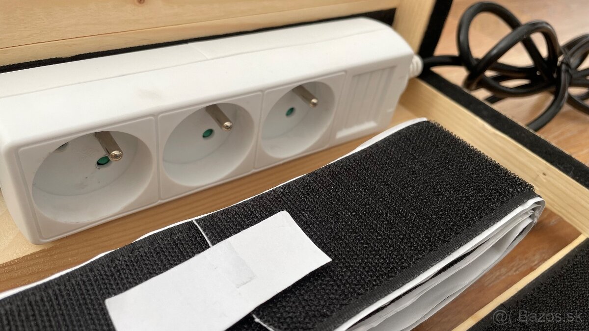 Predám Pedalboard pre efekty na elektrickú gitaru s obalom - 4