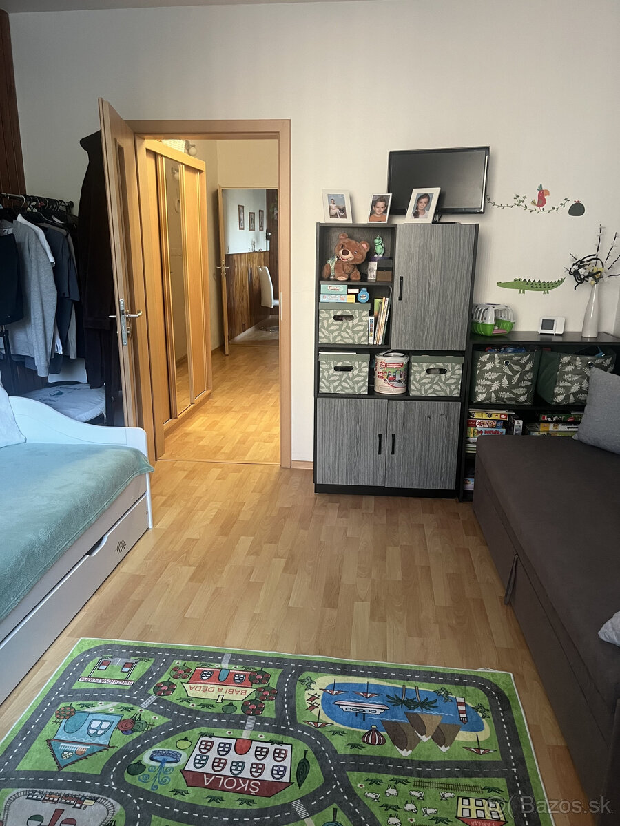 Váš nový domov čaká na vás – priestranný 3-izbový byt v Hume - 4