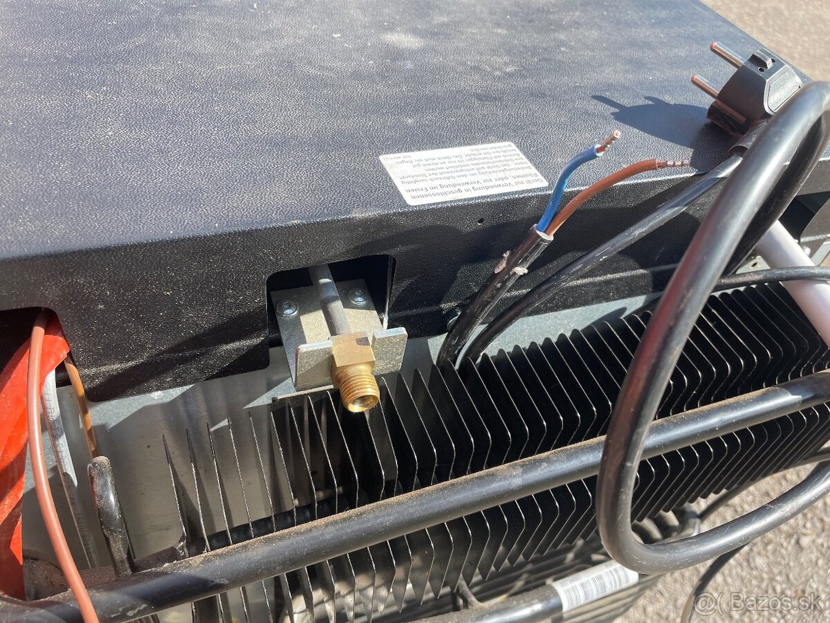 Dometic 12v 220v plyn - 4