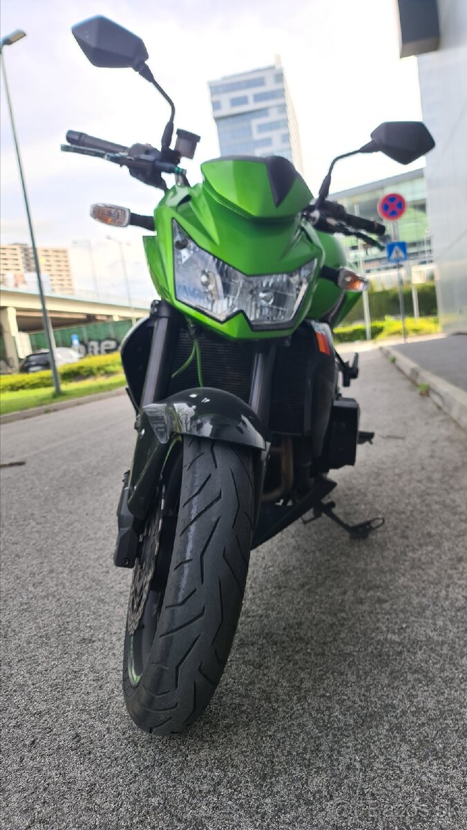Kawasaki Z750 - 4