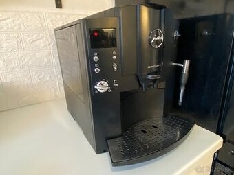 Kávovar Jura E10 140,-€ - 4