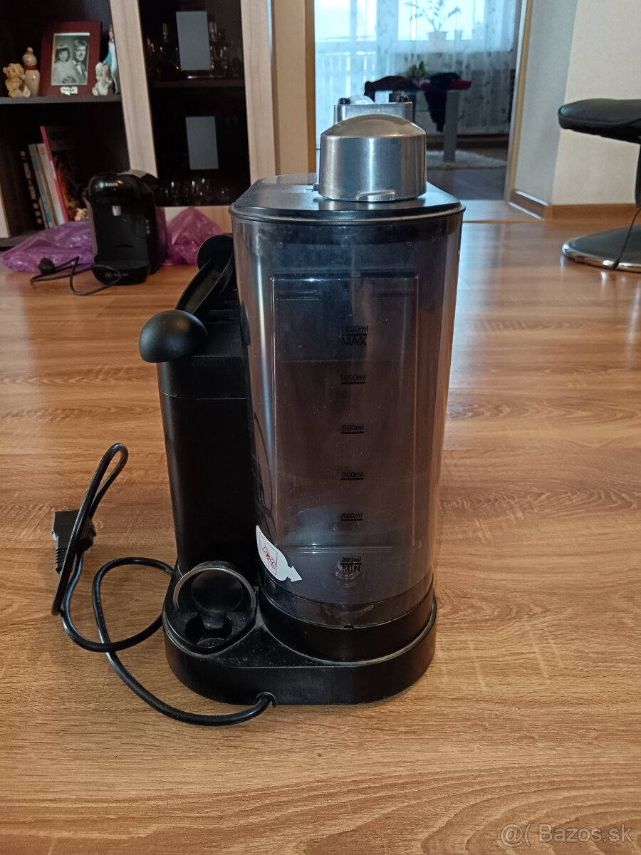 Kávovar s napeňovačom mlieka SEMM 1470 A2 - 4