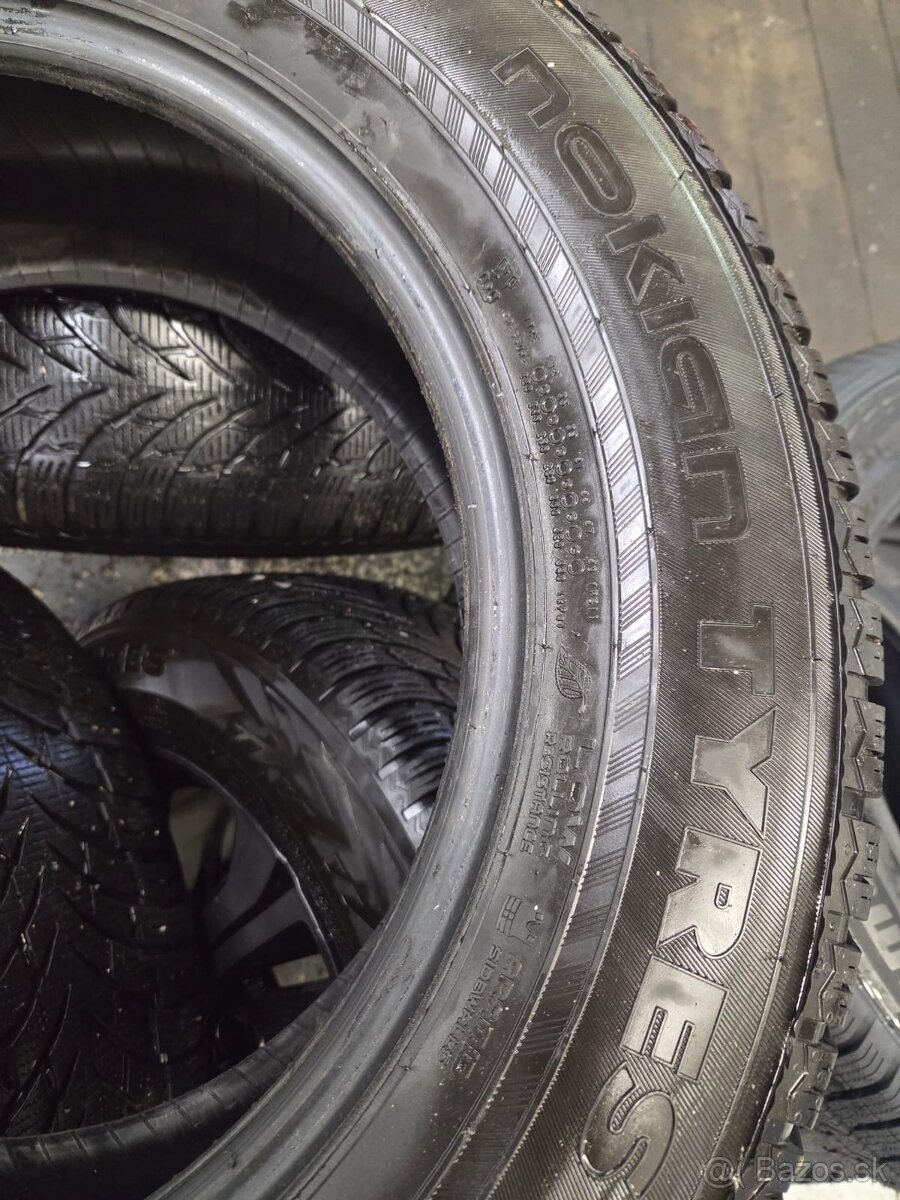 Nokian Tyres WR SUV 4 225/65 R17 106H - 4