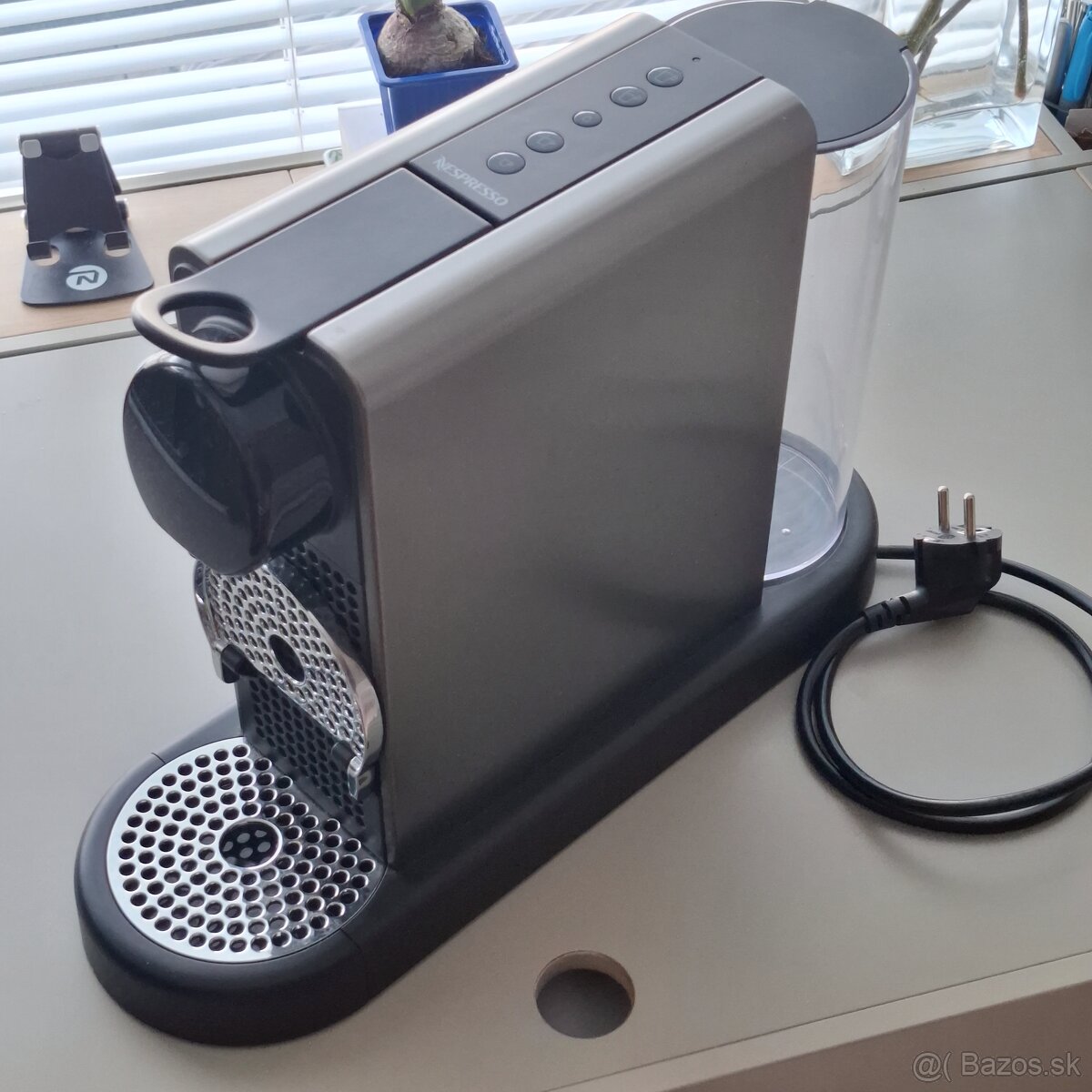 Kávovar NESPRESSO C 140 na kapsule - 4