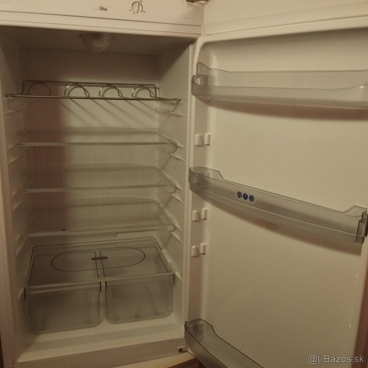 Predám Chladničku s mrazničkou Whirlpool - 4