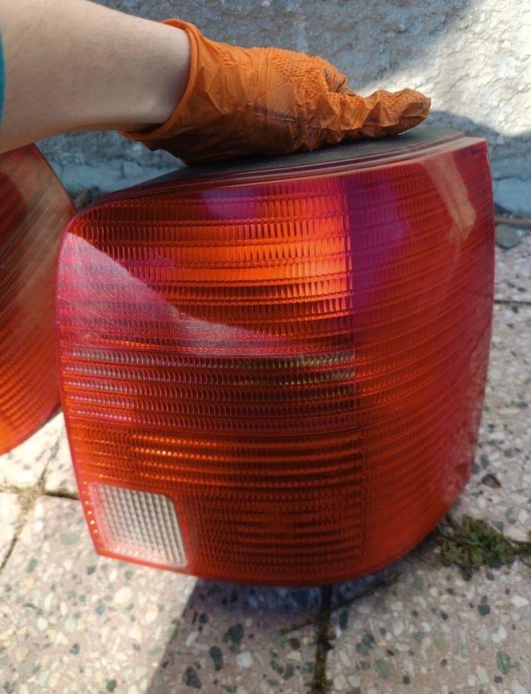 Zadné svetlá VW Passat b5 combi - 4