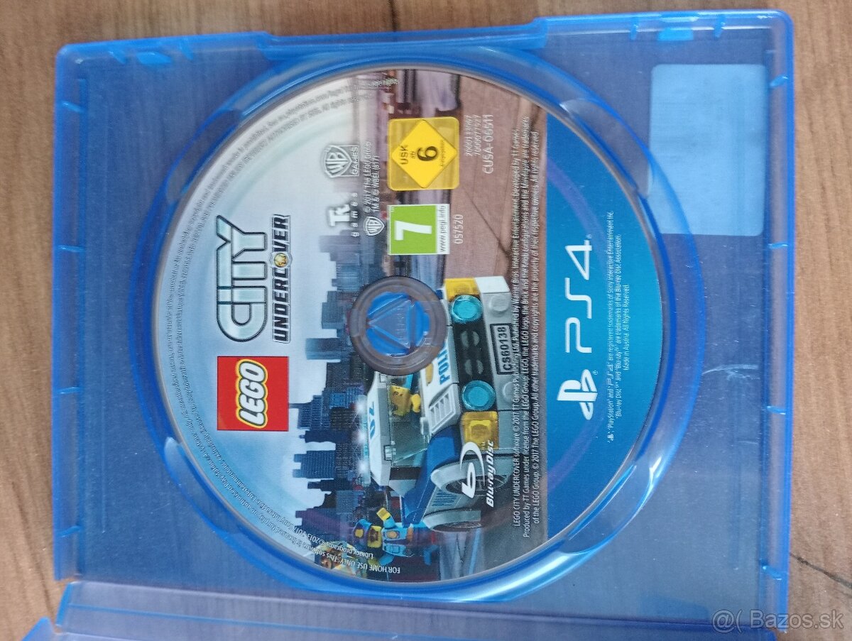 Predám Ps4 - 4