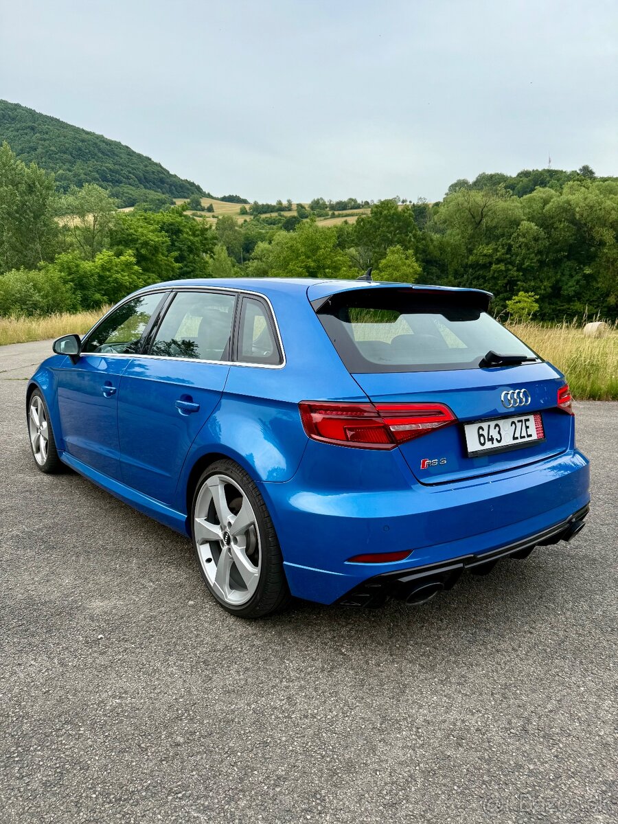 Audi RS3 2.5 TFSI QUATTRO - 4