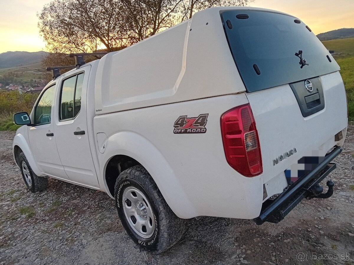 Predám Nissan Navara 4x4 2,5 dci 2013 DPH, nová stk - 4