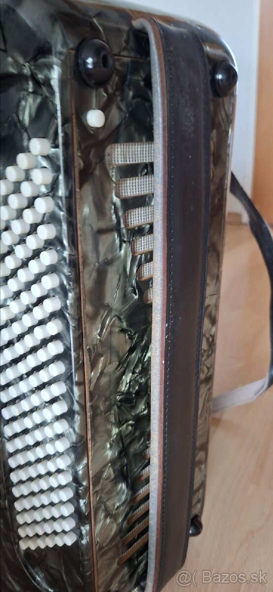 Gombikovy akordeon Firotti (B) - 4