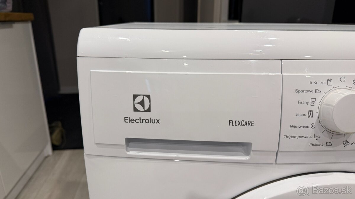 ELECTROLUX 1200 RPM 6KG SensiCare® - 4