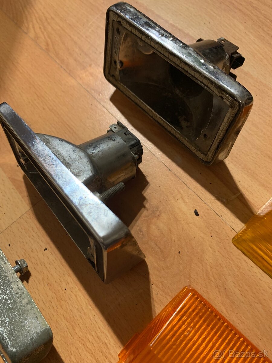 Svetlá a smerovky Lada 2101 - 4