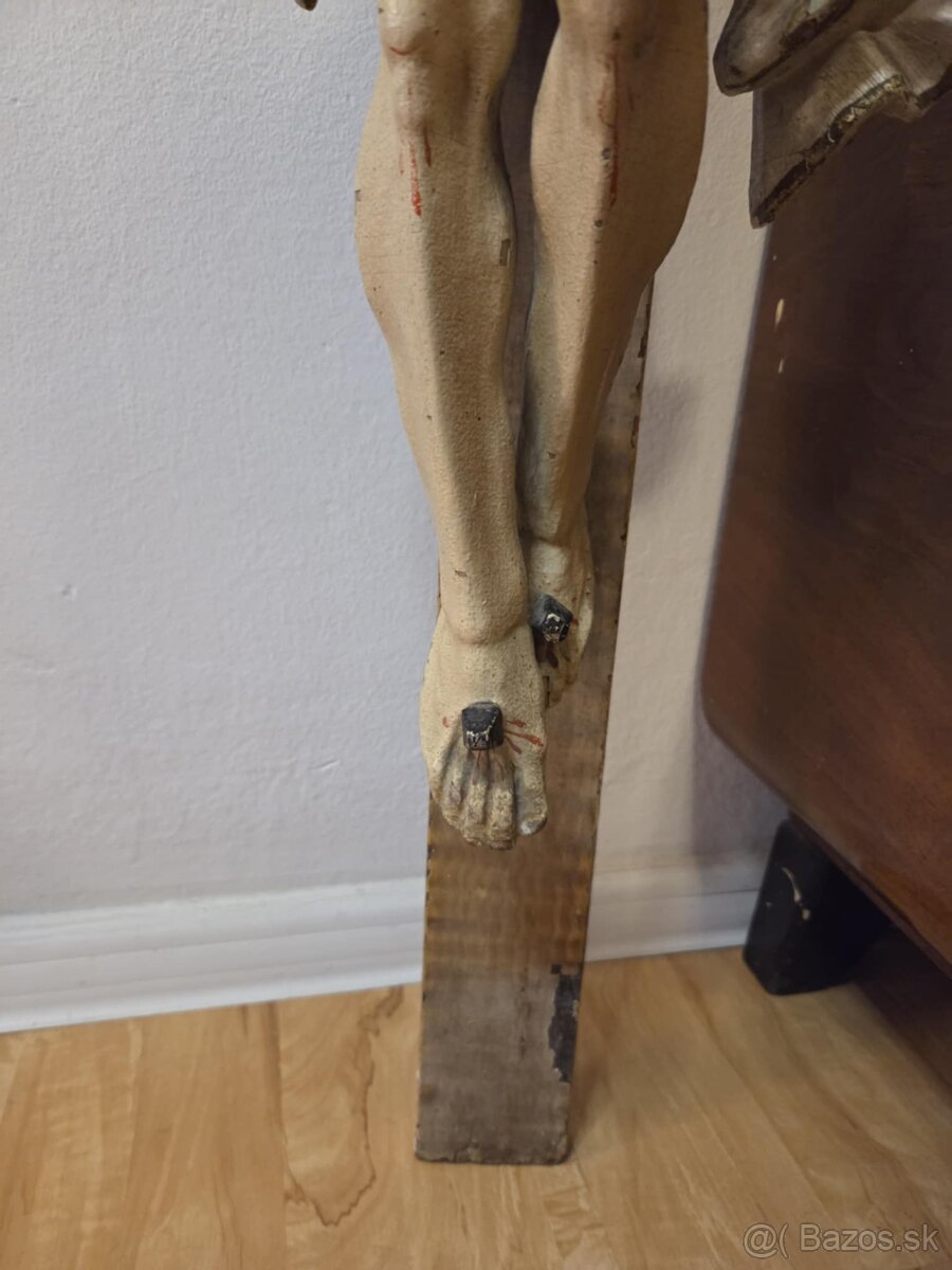 Drevený kríz s jezisom drevenym - 4