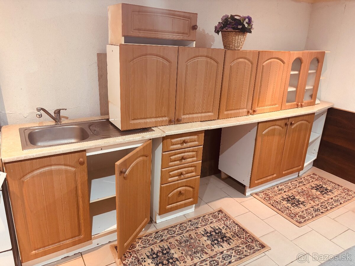 Kuchynska linka drez bateria - 4