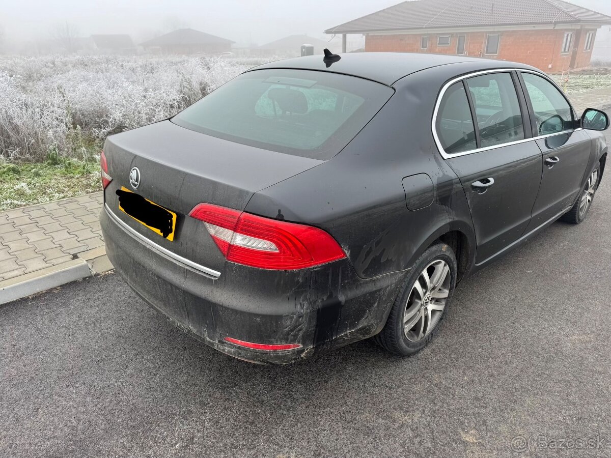 Škoda Superb 2.0 TDI 103 KW DSG - 4