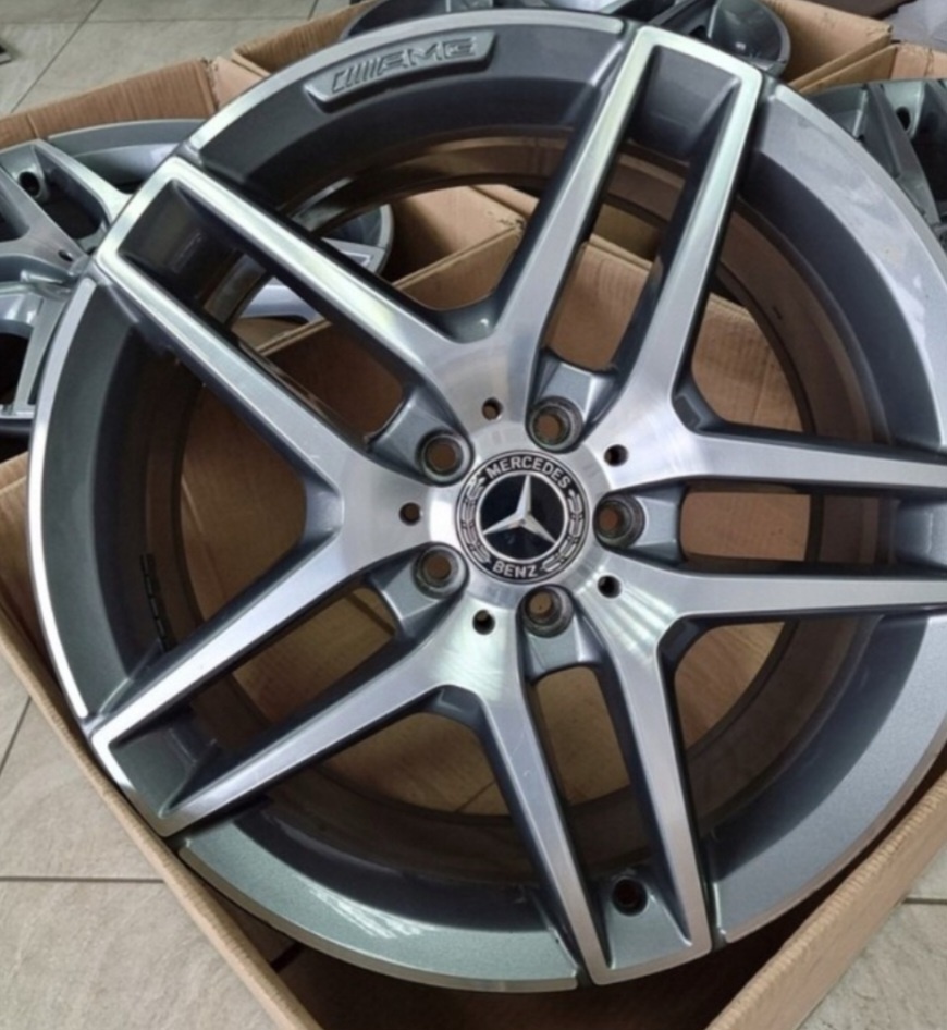 Mercedes S AMG 19- originál - 4