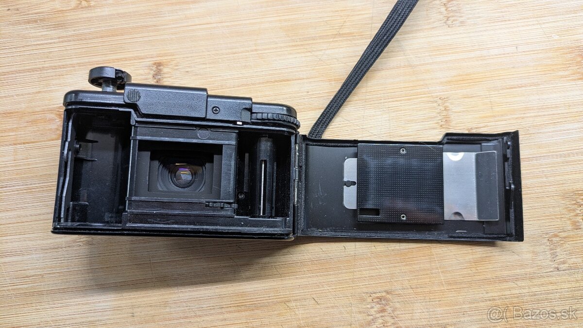 Olympus XA + blesk, plne funkčné - 4