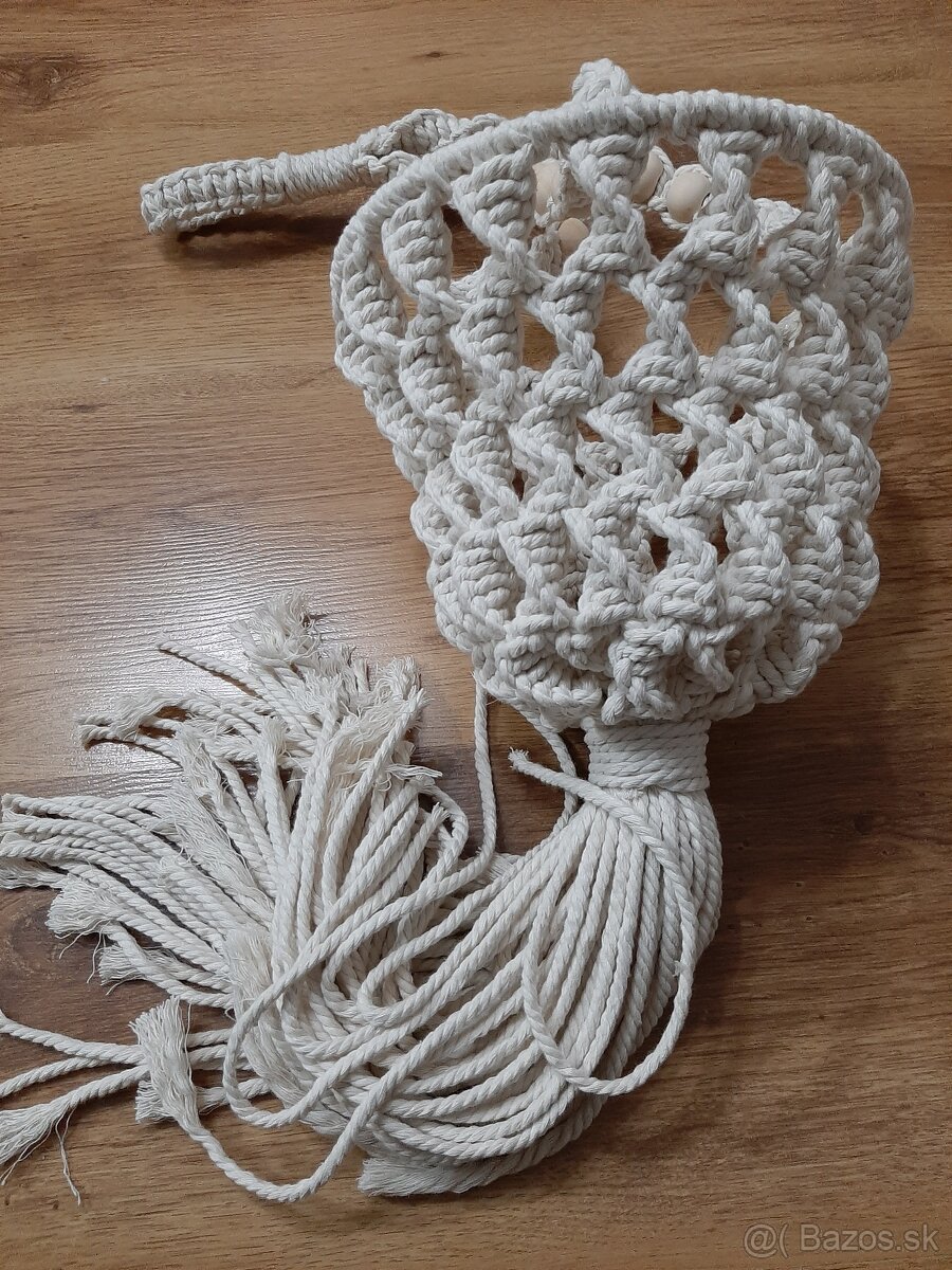 Závesné kvetináče. - 4