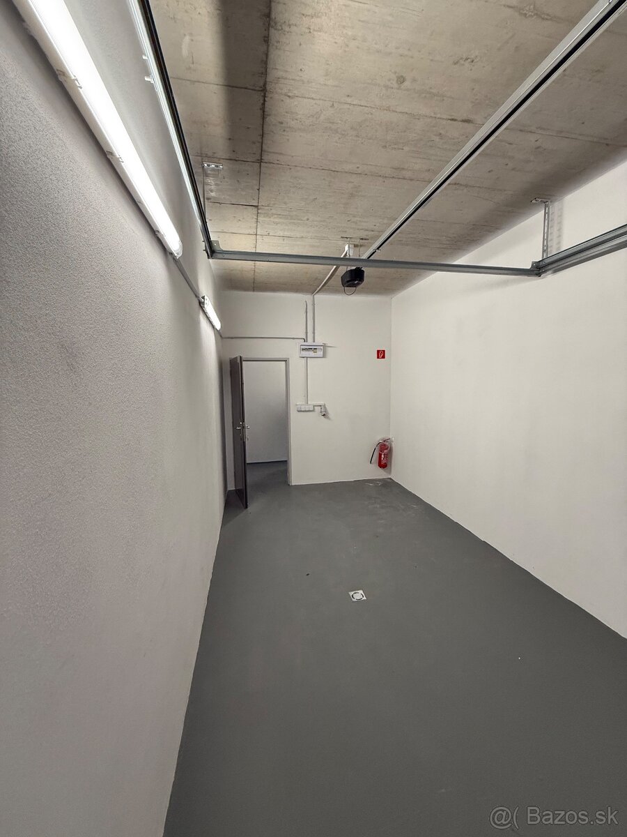 Garáž na prenájom - 4