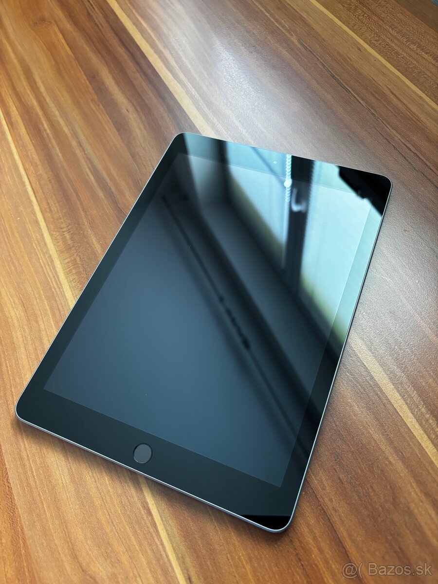 Apple Ipad 6.generácie (9,7) 2018 - 4