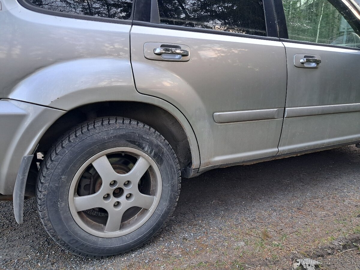 Nissan x-trail - 4