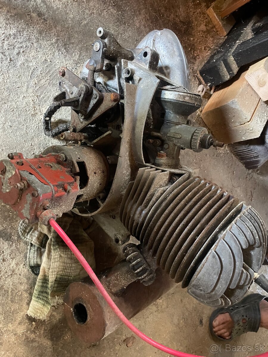 Motor 250 - 4