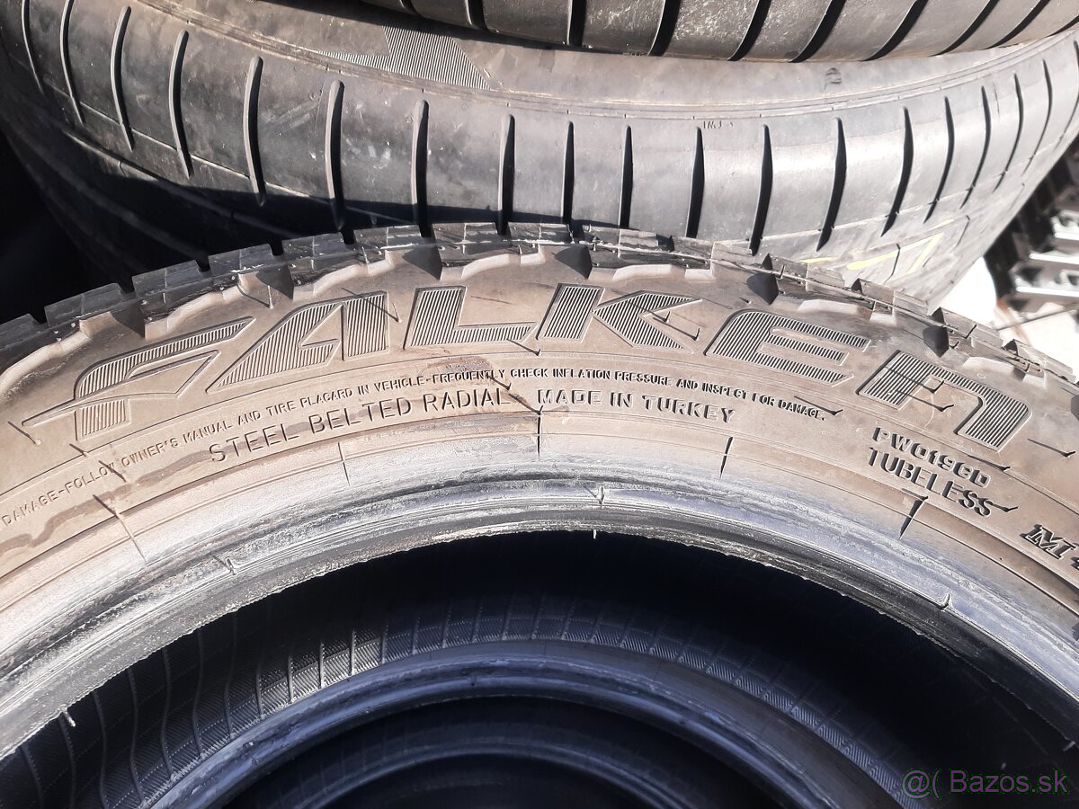 falken 215/60 R17 - 4