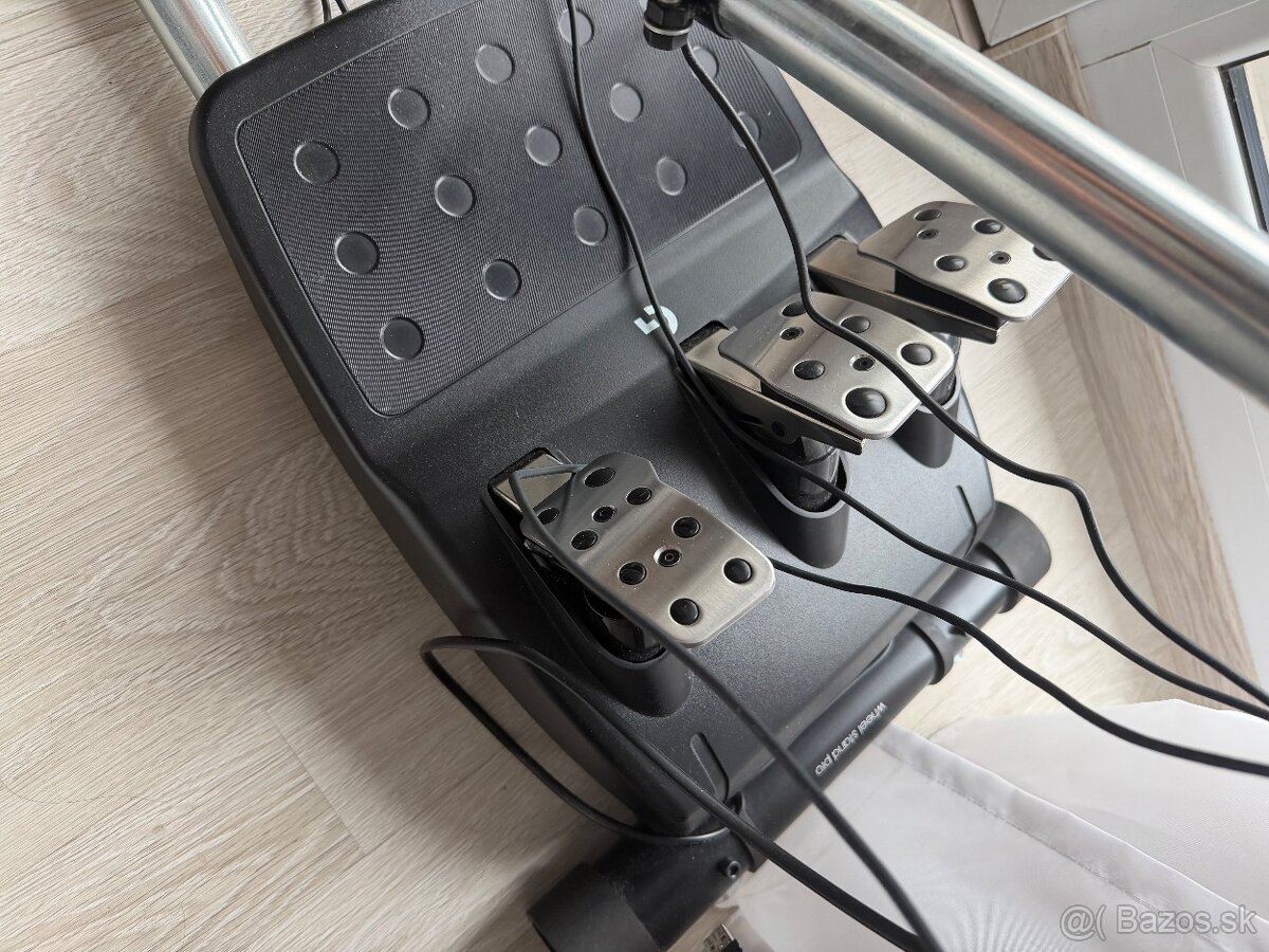 Logitech g923 + shifter a stojan - 4