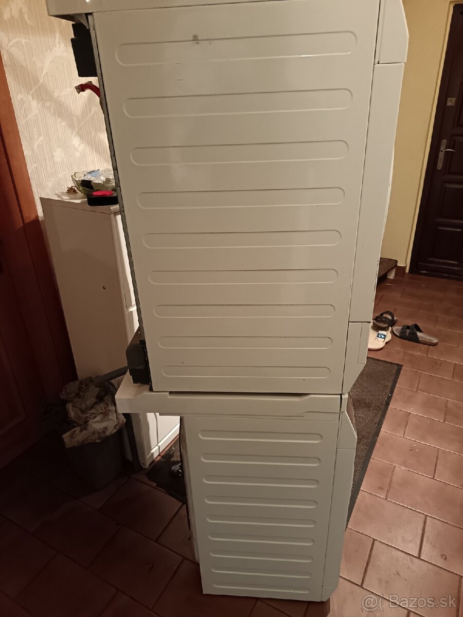 Medzikus práčka sušička AEG - 4