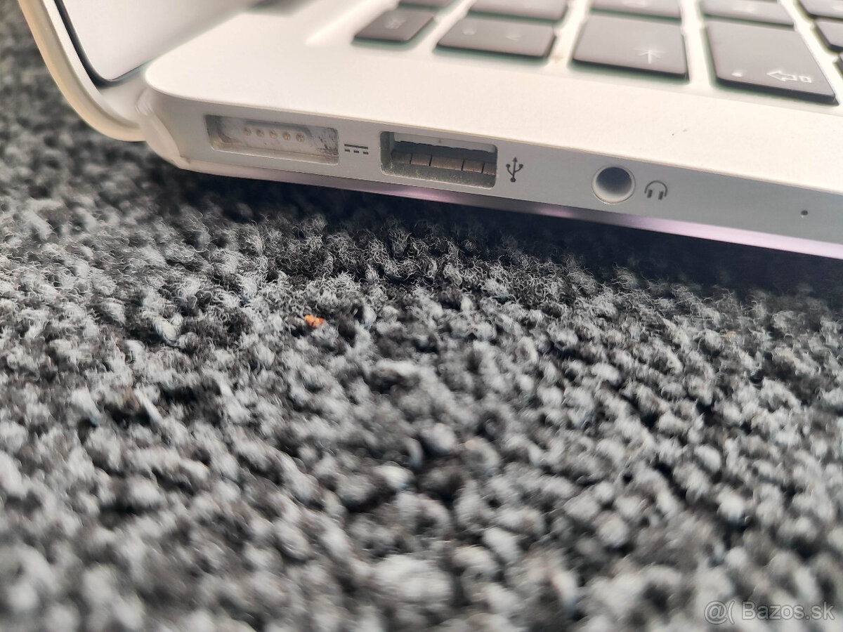 MacBook Air 13" 2017 - 4