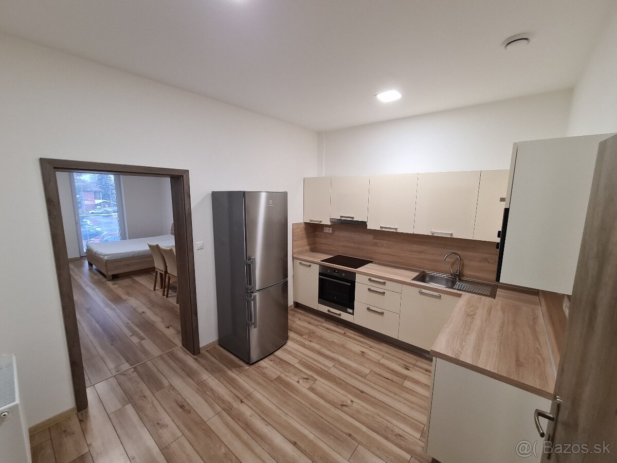 Na prenájom 1- izbový byt - 4