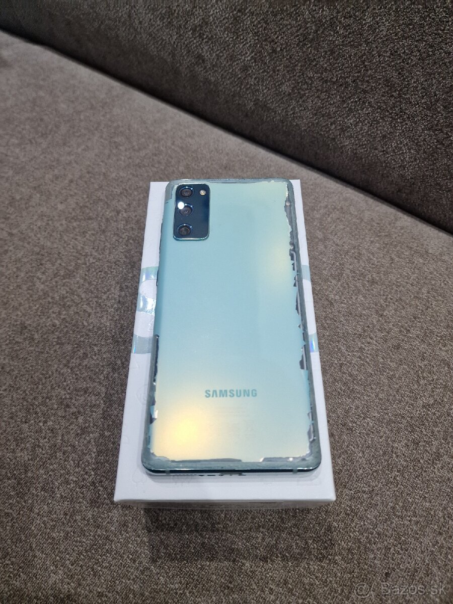 Samsung Galaxy S20 FE - 4