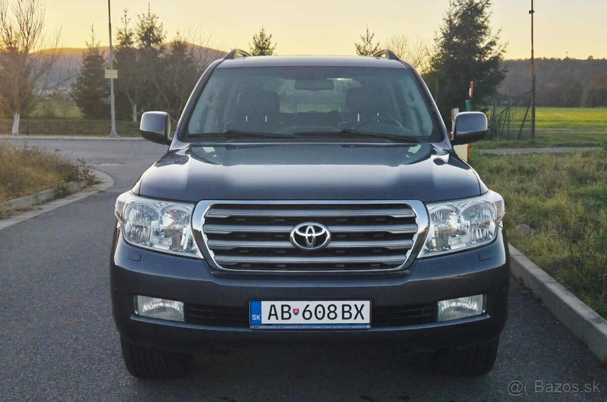2009 Landcruiser lc 200, 4.5 V8 diesel,perfektný stav