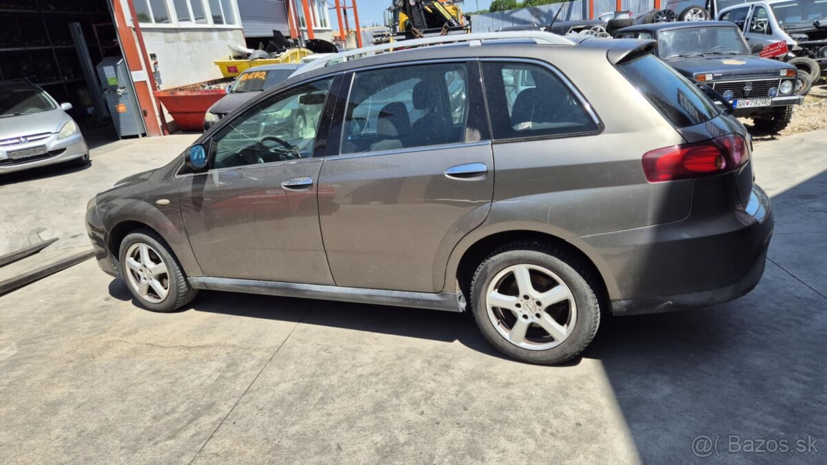 Fiat Croma 1,9JTD 110kw kód motora: 939A2000 - 4